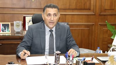 محافظ القليوبية: حسن معاملة المواطنين خلال تنفيذ الحملات واجب لا تهاون فيه