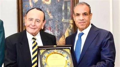 لتوسيع الشراكات الأكاديمية بأفريقيا.. وزير الخارجية يلتقي الرئيس المؤسس لجامعة النيل