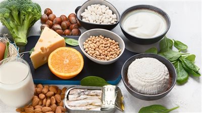 أطعمة تساعد على التئام العظام.. تغذية سليمة تسرّع التعافي وتعزز قوة الهيكل العظمي