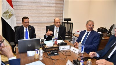 اللواء عمرو عبد الوهاب يستعرض أمام لجنة الدفاع والأمن القومى بمجلس النواب مستجدات المشروع القومي ل ١.٥ مليون فدان