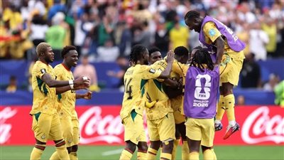 لويس دياز يقود تشكيل كولومبيا أمام سويسرا في كأس العالم 