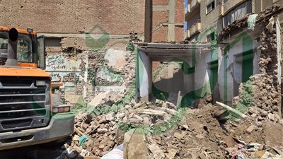 إصابة سيدتين في انهيار منزل بالمنوفية.. والجهات المعنية تتدخل للإزالة
