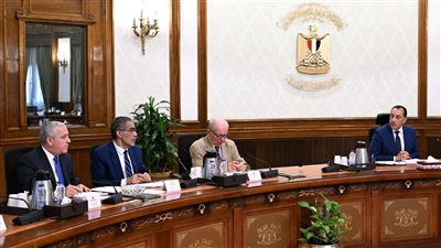 رئيس الوزراء يتابع ملف تسوية مديونية المؤسسات الصحفية القومية