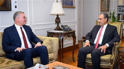 وزير الخارجية: مصر تعزز مكانتها كمركز إقليمي للطاقة وتدعو لشراكات دولية جديدة