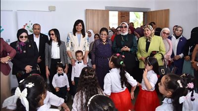نائب وزير الصحة تبحث تعزيز دور المجتمع المدني في إدارة مراكز تنمية صحة الأسرة بالبحيرة