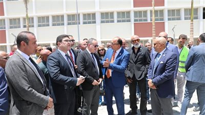 رئيس جامعة العاصمة: ننفذ إستراتيجية طموحة لتطوير التعليم والرياضة والطب