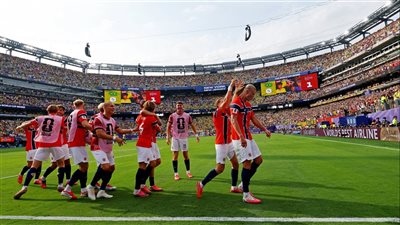النرويج تفجر مفاجأة مدوية وتقصي البرازيل من كأس العالم بثنائية هالاند