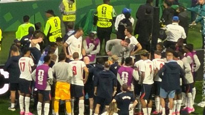 إصابة مرعبة لنجم منتخب إنجلترا بعد إقصاء المكسيك وصدمة للجماهير 