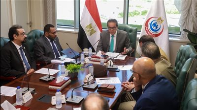 تفاصيل اجتماع وزير الصحة مع مجلس إدارة صندوق مواجهة الطوارئ الطبية والأمراض الوراثية والنادرة