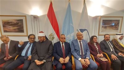 محافظ الإسكندرية يصل معرض الكتاب الدولي 