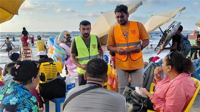 صندوق مكافحة الإدمان يواصل حملاته على الشواطئ لتوعية المصطافين من مخاطر المخدرات