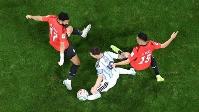 مصر تتقدم على الأرجنتين .. وشوبير يتصدى لركلة جزاء ميسي في أول نصف ساعة
