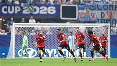 منتخب مصر يفاجئ الأرجنتين.. الفراعنة يتقدمون بهدف رائع في الشوط الأول 