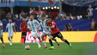 منتخب مصر يحافظ على تقدمه أمام الأرجنتين.. وشوبير يتألق في أول 60 دقيقة بثمن نهائي كأس العالم 