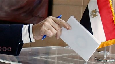 هل يجوز أن يكون المرشح من داخل الجهة المشرفة على الجوائز؟