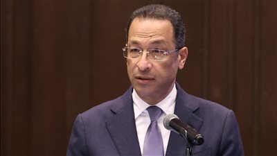 وزير الاتصالات: مصر تتقدم 60 مركزًا وتتصدر أفريقيا في جاهزية الحكومات للذكاء الاصطناعي