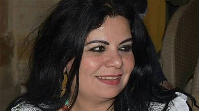 عزة رياض :أقاوم الكتابة المباشرة كي لا تفقد التجربة الصوفية كثافتها