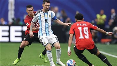 تعليق ناري من اتحاد الكرة على كوارث التحكيم في مباراة مصر والأرجنتين