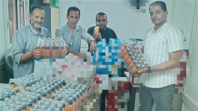ضبط 2230 قطعة وعبوة من المواد الغذائية والعصائر بأحد مخازن بيع المواد الغذائية بالبحيرة