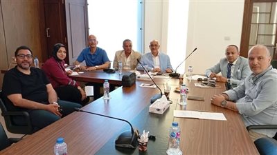المصدرون بالإسكندرية يطالبون بحلول عاجلة لأزمات التراخيص وارتفاع تكاليف الإنتاج 