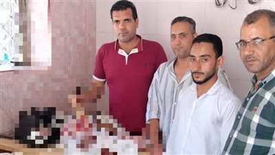 ضبط 4 محال لحيازتها كميات من السجق والكبدة دون بيانات أو علامات تجارية بالبحيرة
