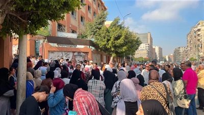   خوف وترقب بين أولياء أمور طلاب الثانوية العامة قبل امتحاني الفيزياء والجغرافيا
