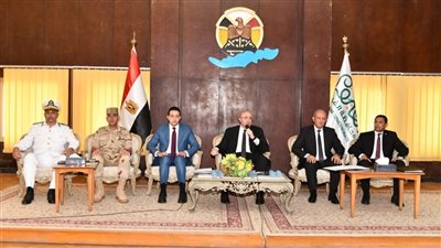محافظ الفيوم يترأس اجتماع المجلس التنفيذي للمحافظة