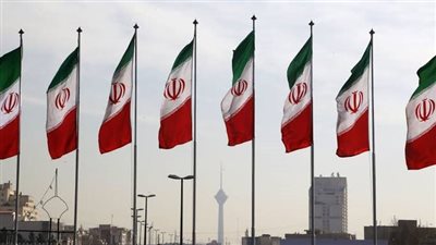 إيران تعلن إعادة تأهيل أحد خطوط السكك الحديدية المتضررة جراء القصف الأمريكي
