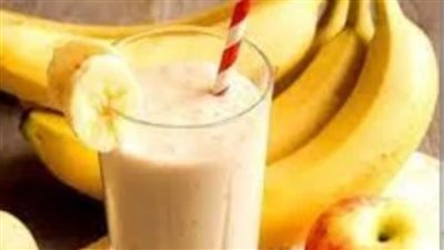 فوائد تناول الموز مع الحليب.. مزيج غذائي يدعم الطاقة وصحة العضلات والعظام