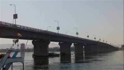 انتشال جثة شاب غرق في النيل بنجع حمادي 