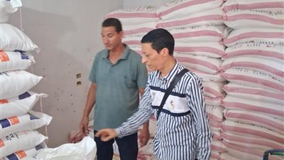 ضبط كمية من زيت الطعام المدعم قبل تهريبها وبيعها في السوق السوداء بالمنيا