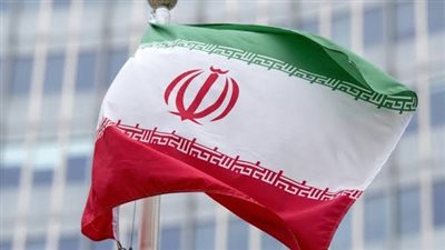 طهران: مقتل امرأة وإصابة طفلها فى هجوم أمريكي استهدف مدينة بندر عباس