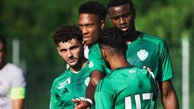 الأهلي السعودي يكتسح بينزجاو سالفيلدين بثمانية أهداف وديًا