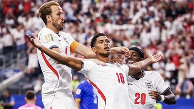 الشوط الأول.. إنجلترا والنرويج تعادل إيجابي مثير