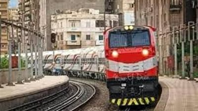 مصرع سائق توكتوك اصطدم به قطار في البدرشين