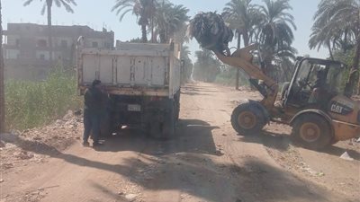حملة مكبرة لرفع المخلفات وتحسين مستوى النظافة وتمهيد الشوارع بأسيوط