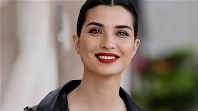 الفنانة التركية توبا بويوكستون تتحدث عن الشعر ودلالاته الروحية