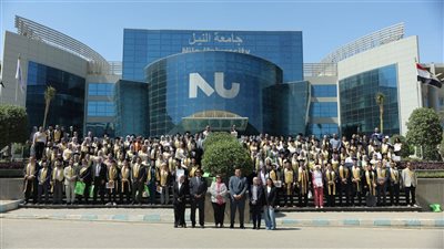 تخريج 2640 سفيرًا للحوكمة والتحول الرقمي في جامعة النيل 