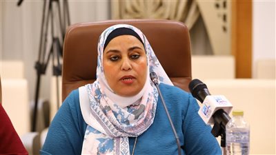 غادة الغنيمي: النوازل العقدية أحد أهم مجالات تجديد الخطاب الديني