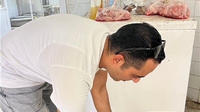 اعدام لحوم دواجن غير صالحة للاستهلاك الادمى بحملة رقابية بسغاجا