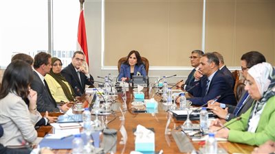 وزيرة الإسكان تبحث مع «مصر إيطاليا» فرصاً استثمارية وشراكات جديدة بالمدن الجديدة