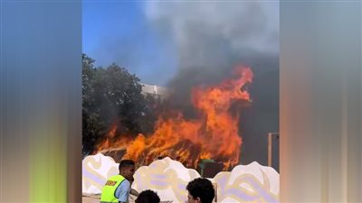 السيطرة على حريق مدينة دهب في جنوب سيناء 