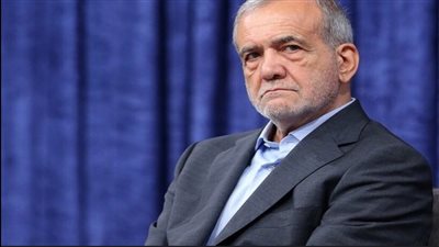 بزشكيان: المرشد الأعلى يدعم تعزيز العلاقات مع روسيا 