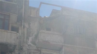 انهيار أجزاء من عقار بمنطقة الورديان غرب الإسكندرية
