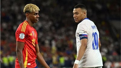 5 نجوم في سباق الكرة الذهبية 2026.. مبابي وميسي ويامال في الواجهة