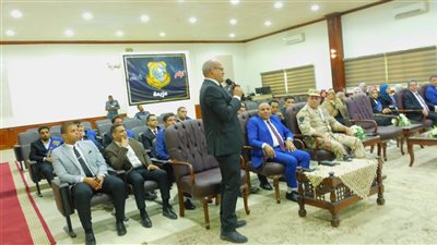 جامعة سوهاج تعزز الوعي الوطني لدى طلابها بزيارة للقاعدة العسكرية البحرية بسفاجا