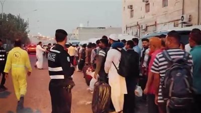 الكويت تُخلي منطقة جليب الشيوخ وتنقل العمالة إلى مراكز إيواء