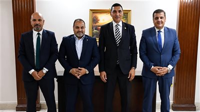 وزير الرياضة يلتقي المدير التنفيذي  لمؤسسة مصر الخير