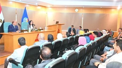 محافظ البحيرة تشهد فعاليات المبادرة الوطنية للمشروعات الخضراء الذكية 
