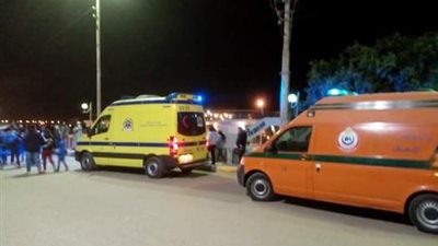انقلاب سيارة عمالة  بمجرى مائي بالبحيرة يحصد سيدتين ويصيب 9 عاملات